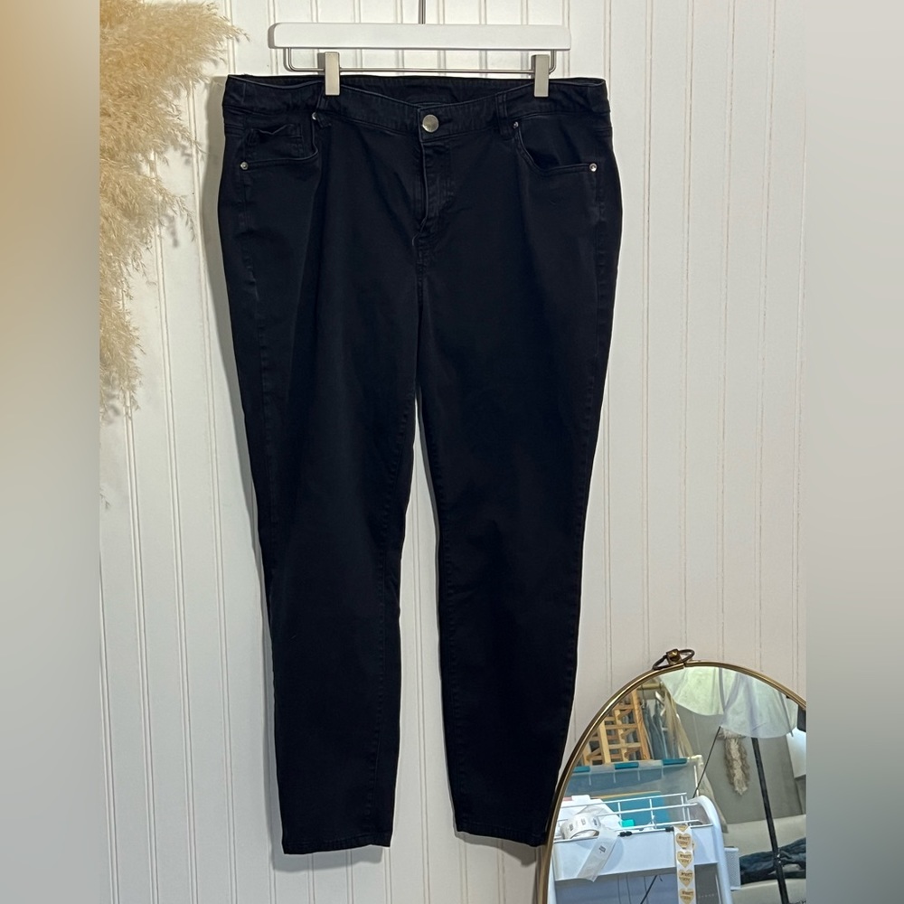Lane Bryant Women's Size 18 Skinny Jeans  Black Cotton Blend